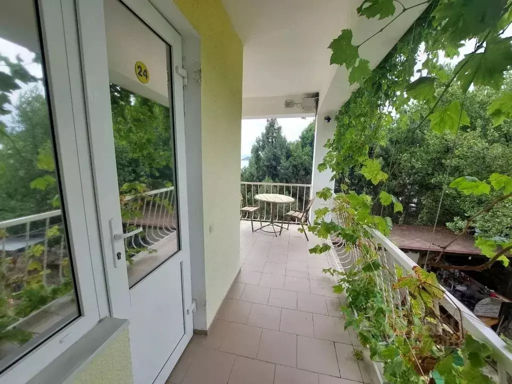 Комната Крым, Алушта муниципальный округ, с. Малореченское ул. ... - Фото 1