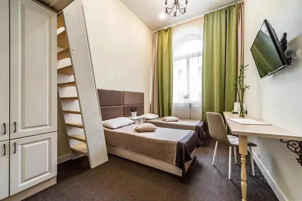 Комната Санкт-Петербург ул. Короленко, 14 - Фото 1