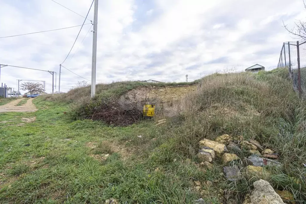 Участок в Севастополь ул. Курчатова (10.0 сот.) - Фото 1