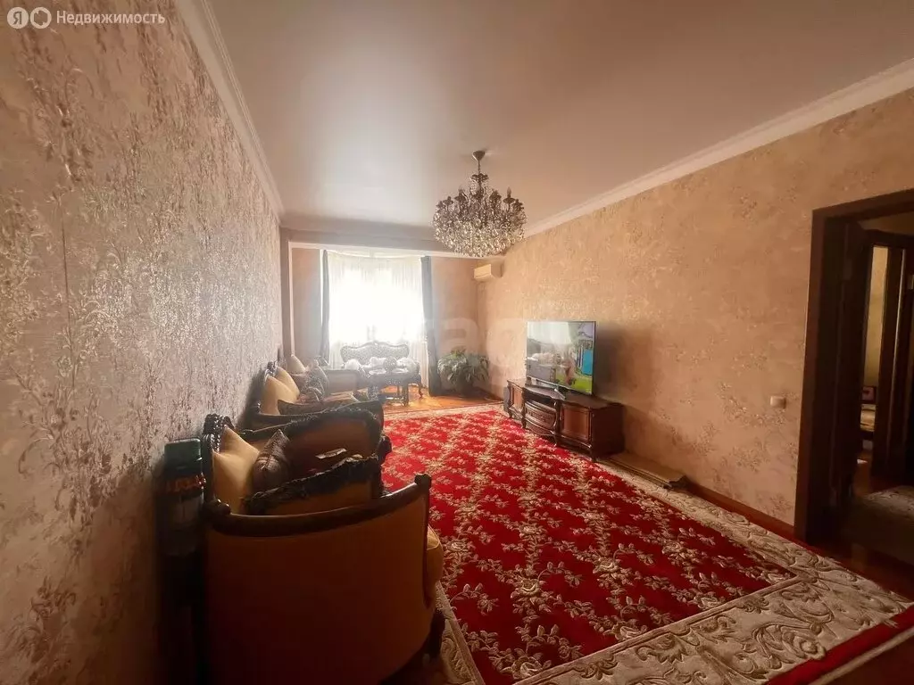 2-комнатная квартира: Махачкала, проспект Имама Шамиля, 35А (87 м) - Фото 2