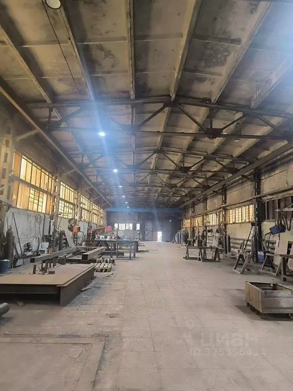 Производственное помещение в Свердловская область, Среднеуральск ... - Фото 2