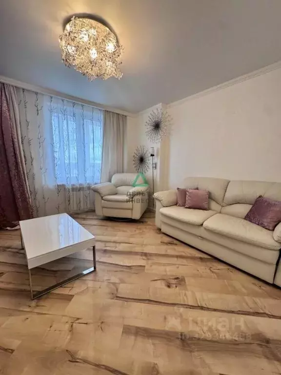 2-к кв. Башкортостан, Уфа ул. Бориса Домашникова, 22 (80.0 м) - Фото 1