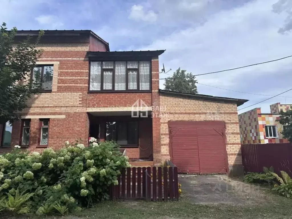 Дом в Калужская область, Спас-Деменск Школьный пер., 6 (207 м) - Фото 1
