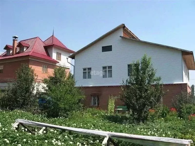 Дом в Красноярский край, Красноярск Березка-2 сельскохозяйственный ... - Фото 1