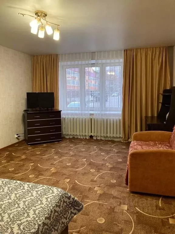 1-к кв. Кировская область, Киров ул. Ивана Попова, 10к1 (42.0 м) - Фото 1