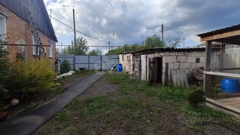 Дом в Белгородская область, Новооскольский муниципальный округ, пос. ... - Фото 0