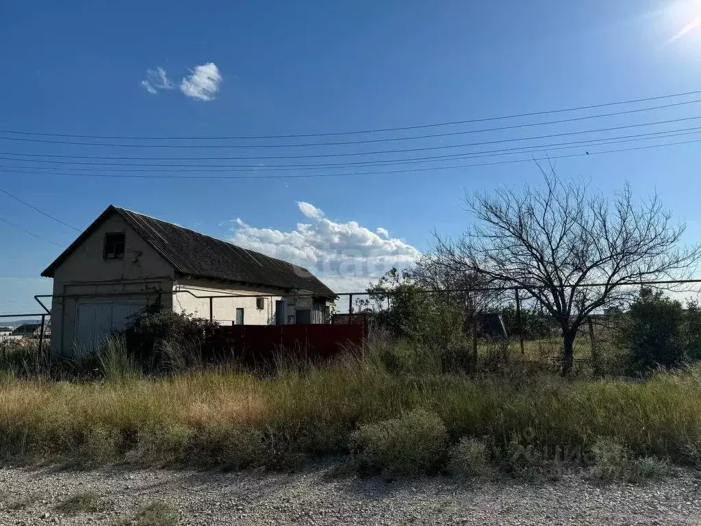 Дом в Крым, Феодосия городской округ, Приморский пгт ул. Абденнановой ... - Фото 0