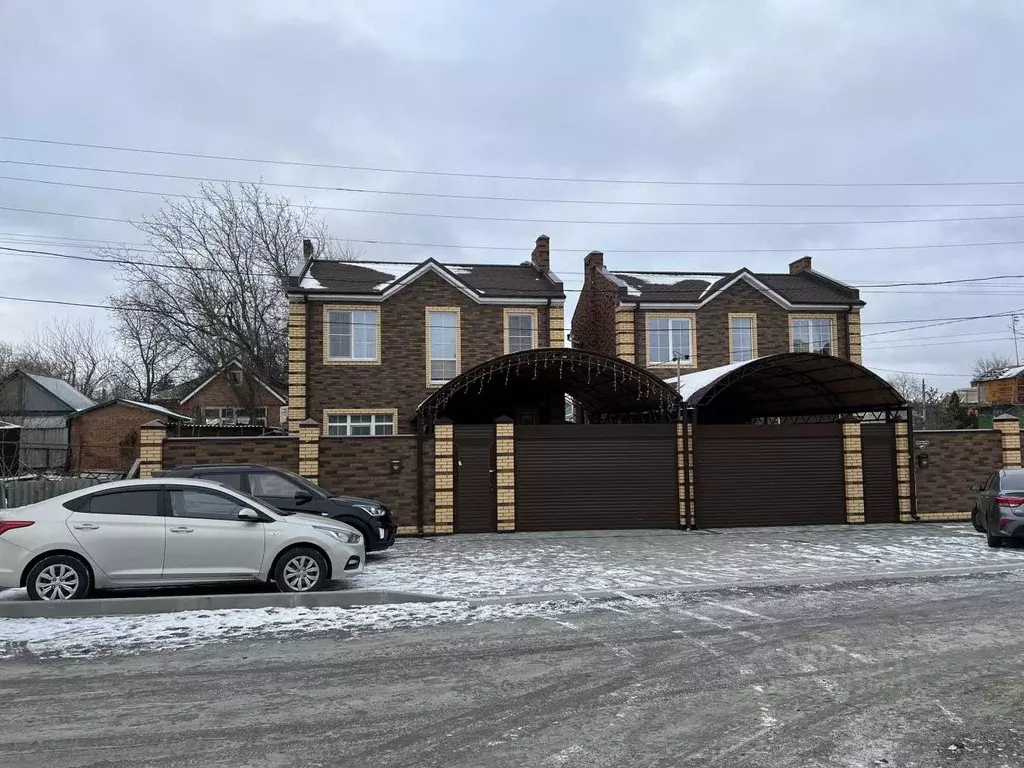 Дом в Ростовская область, Ростов-на-Дону Снеговой пер., 56 (130 м) - Фото 1