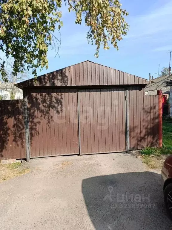 3-к кв. Брянская область, Трубчевск ул. Луначарского, 102 (82.2 м) - Фото 1