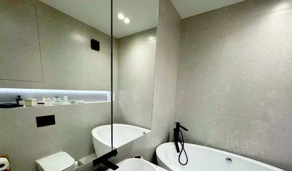 2-к кв. Краснодарский край, Краснодар Старокубанская ул., 123А (62.0 ... - Фото 1