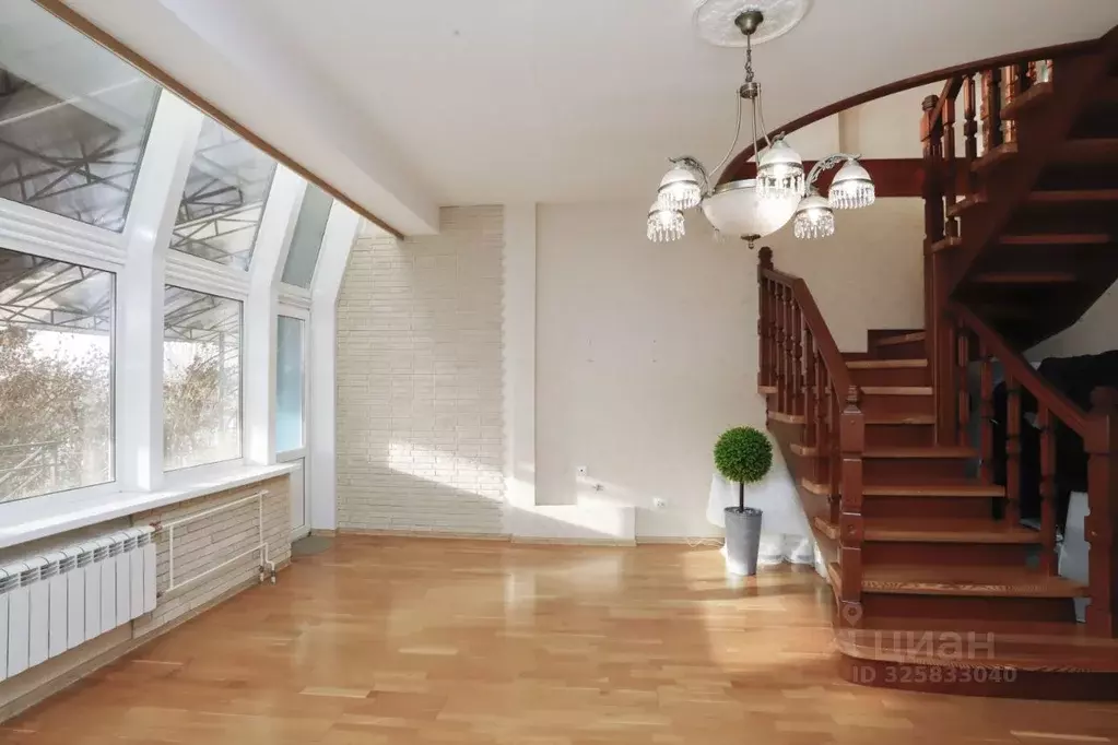 3-к кв. Иркутская область, Иркутск Дальневосточная ул., 140 (117.0 м) - Фото 1