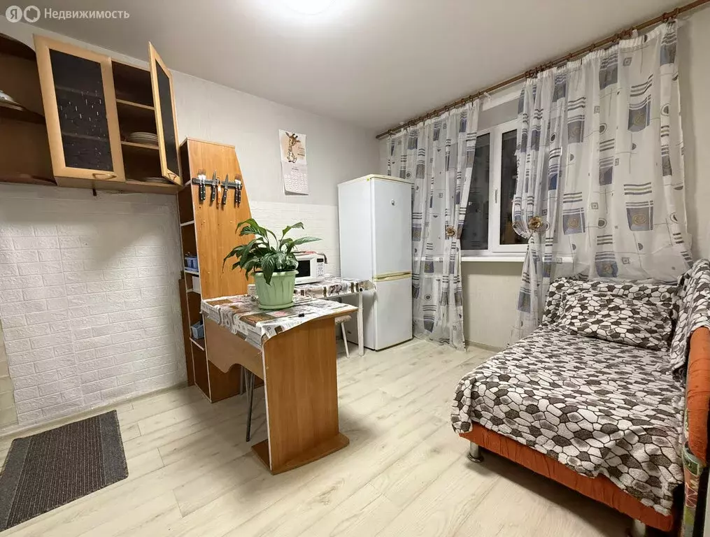 1-комнатная квартира: Киров, Октябрьский район, улица Орджоникидзе, 10 ... - Фото 0