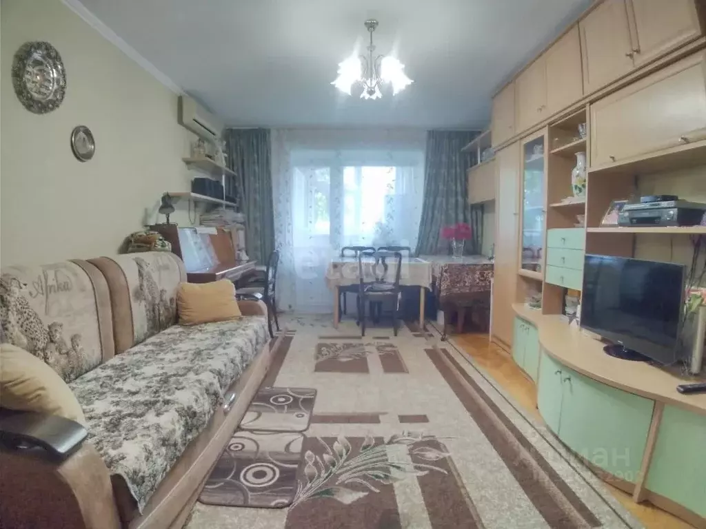 2-к кв. Краснодарский край, Новороссийск Суворовская ул., 52 (47.6 м) - Фото 0