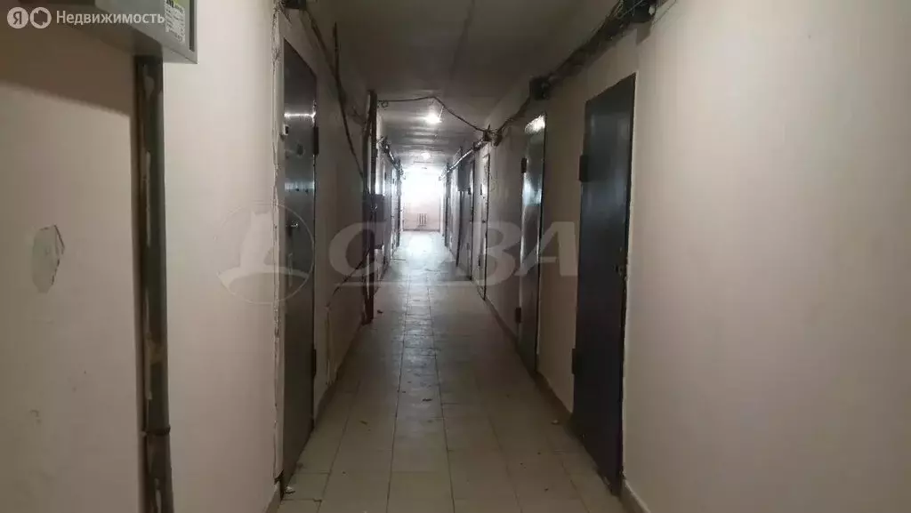 Квартира-студия: Тюмень, улица Бабарынка, 16А (12.7 м) - Фото 2