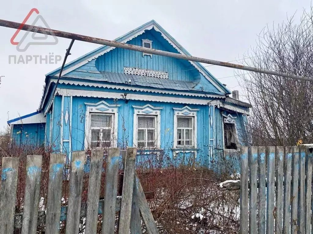 Дом в Ульяновская область, Новочеремшанское с/пос, с. Старая ... - Фото 1