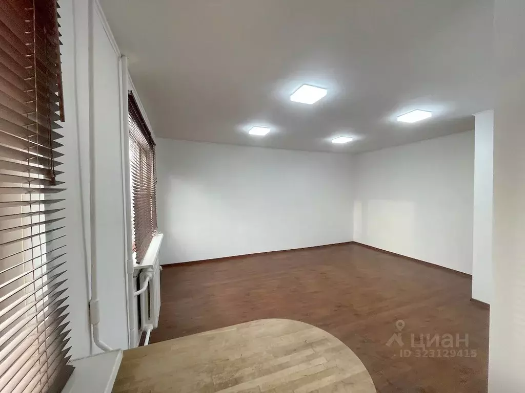 Студия Свердловская область, Екатеринбург ул. Пальмиро Тольятти, 22 ... - Фото 2