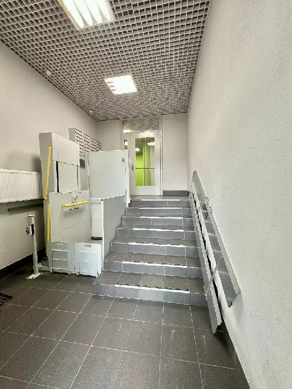 Продается 2-комнатная квартира - Фото 1