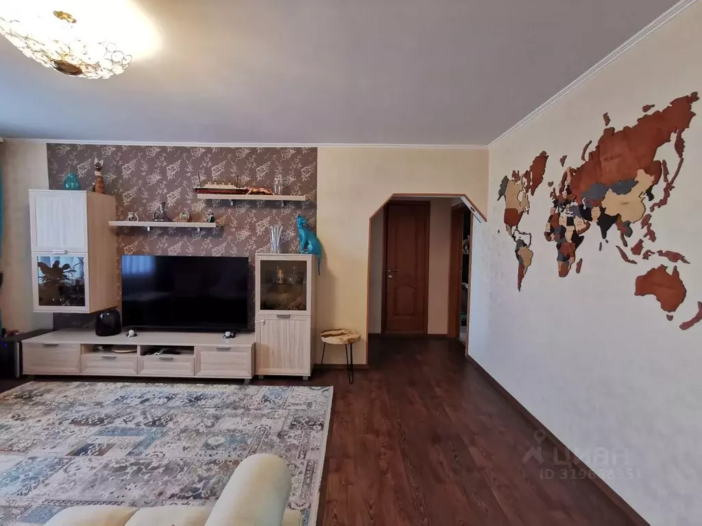 3-к кв. Омская область, Омск ул. Богдана Хмельницкого, 46 (72.3 м) - Фото 0
