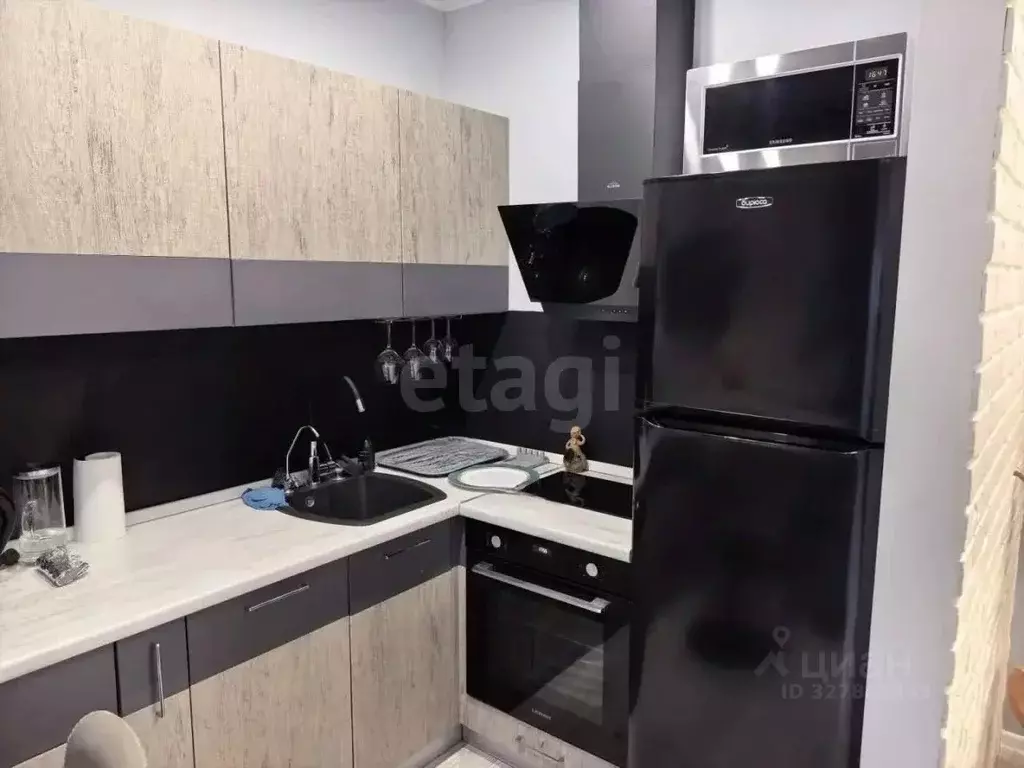 Студия Тюменская область, Тюмень ул. Тимофея Чаркова, 81к2 (29.0 м) - Фото 2