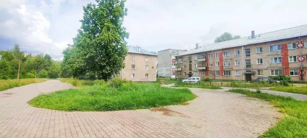 Комната 9,9 м в 5-к., 2/3 эт. - Фото 0