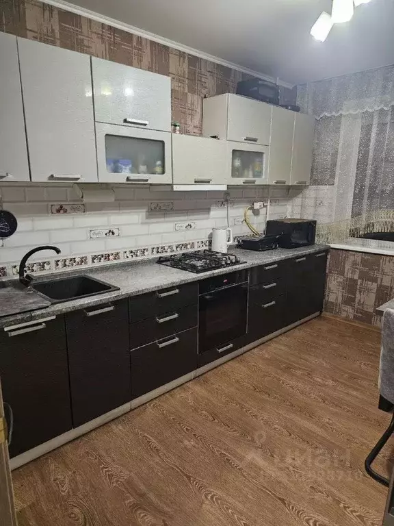 4-к кв. Белгородская область, Старый Оскол ул. Ватутина, 85 (82.0 м) - Фото 0