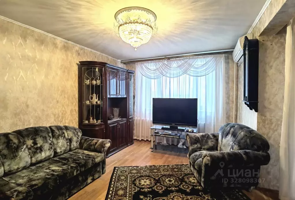 3-к кв. Московская область, Серпухов ул. Горького, 5 (71.4 м) - Фото 2