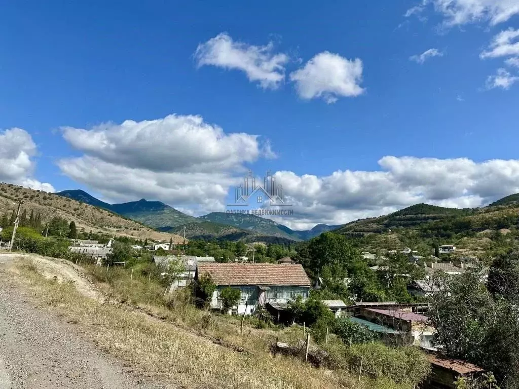 Участок в Крым, Алушта муниципальный округ, с. Приветное ул. ... - Фото 2