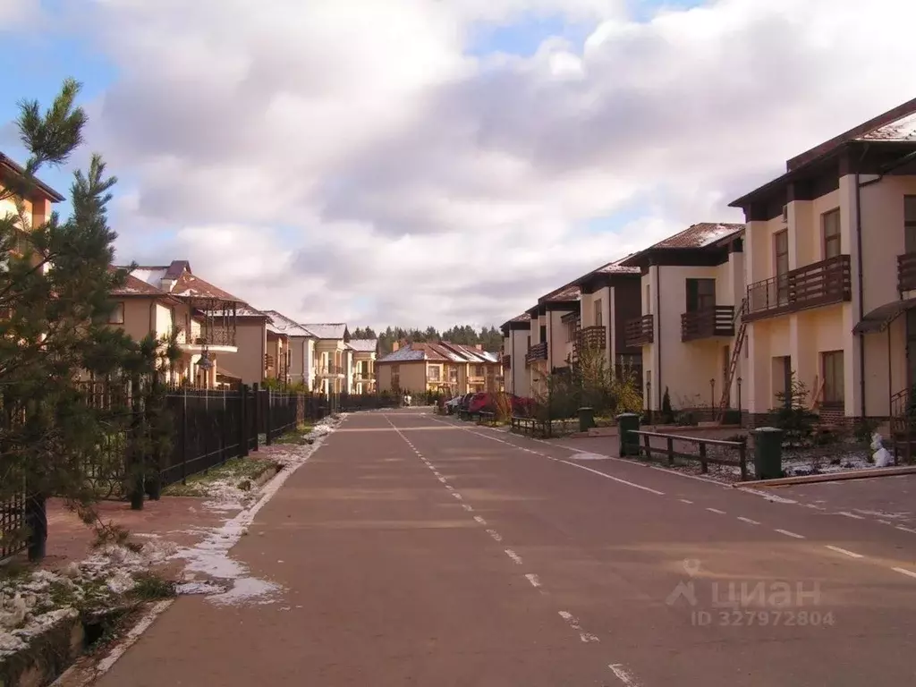 Таунхаус в Московская область, Химки городской округ, д. Голиково ул. ... - Фото 2