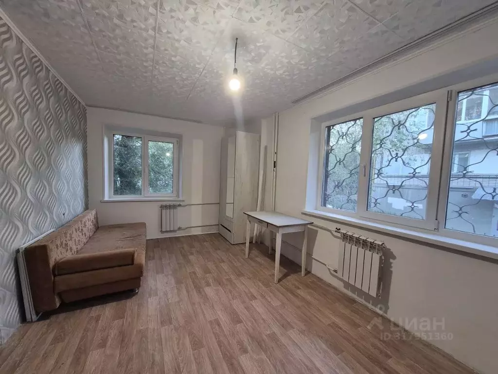 1-к кв. Челябинская область, Челябинск ул. Калинина, 32 (31.3 м) - Фото 0