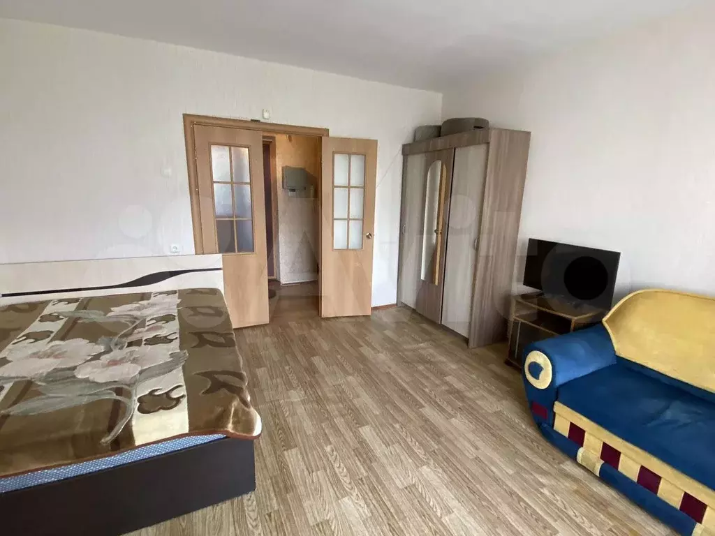 1-к. квартира, 40 м, 4/9 эт. - Фото 1
