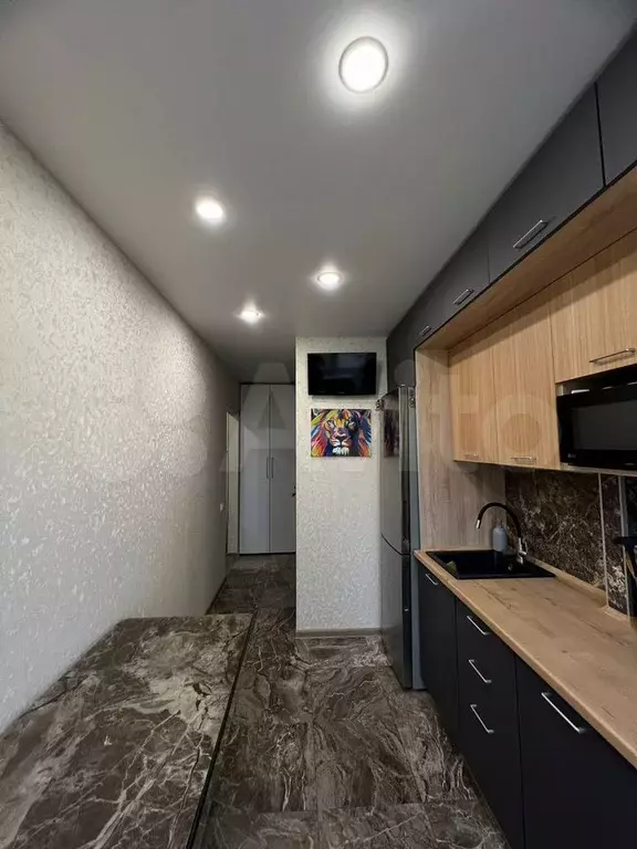 2-к. квартира, 43 м, 5/9 эт. - Фото 1
