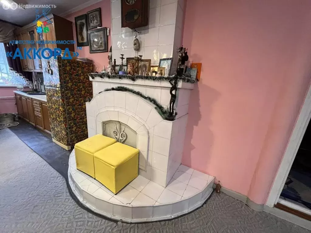 Дом в Барнаул, улица Тачалова (269 м) - Фото 1