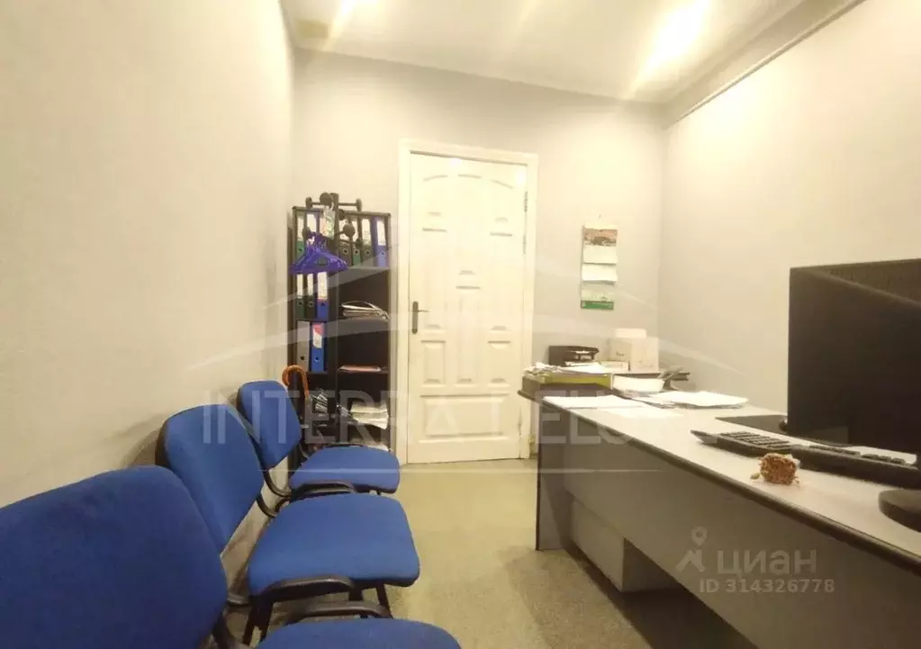 Офис в Севастополь ул. Новороссийская, 44 (61 м) - Фото 1
