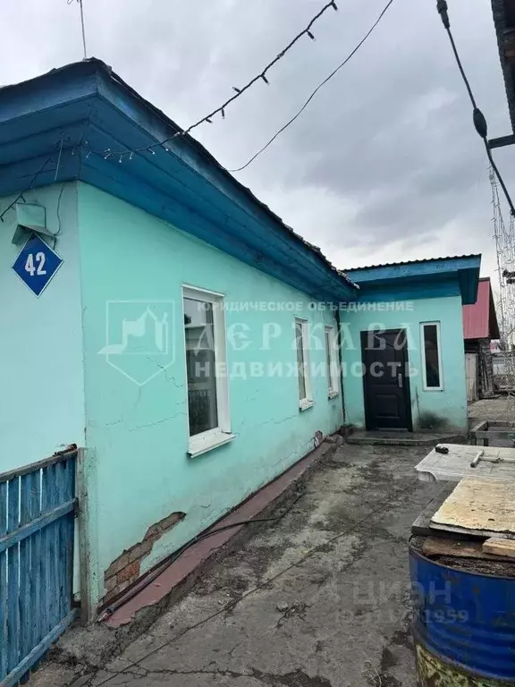 Дом в Кемеровская область, Кемерово Короткая ул. (68 м) - Фото 1