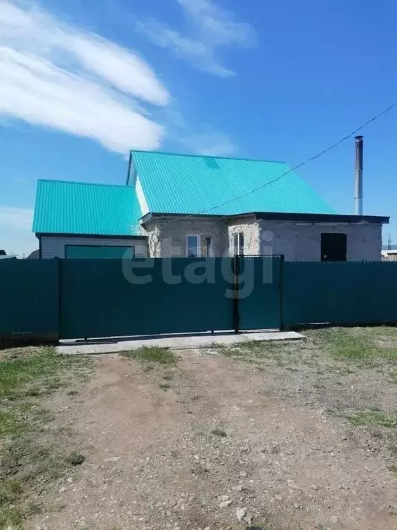 Дом в Забайкальский край, Читинский муниципальный округ, с. Угдан ул. ... - Фото 1