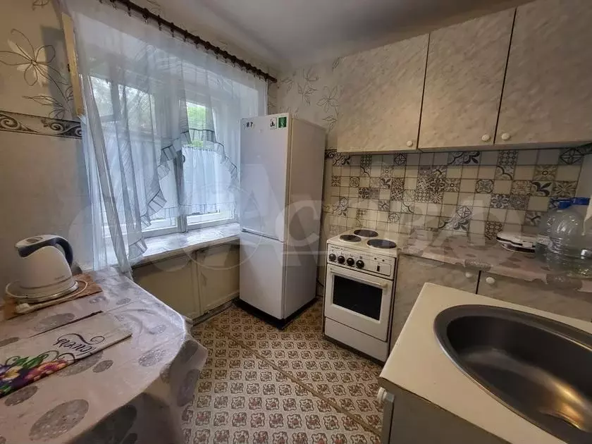 2-к. квартира, 48 м, 2/4 эт. - Фото 0