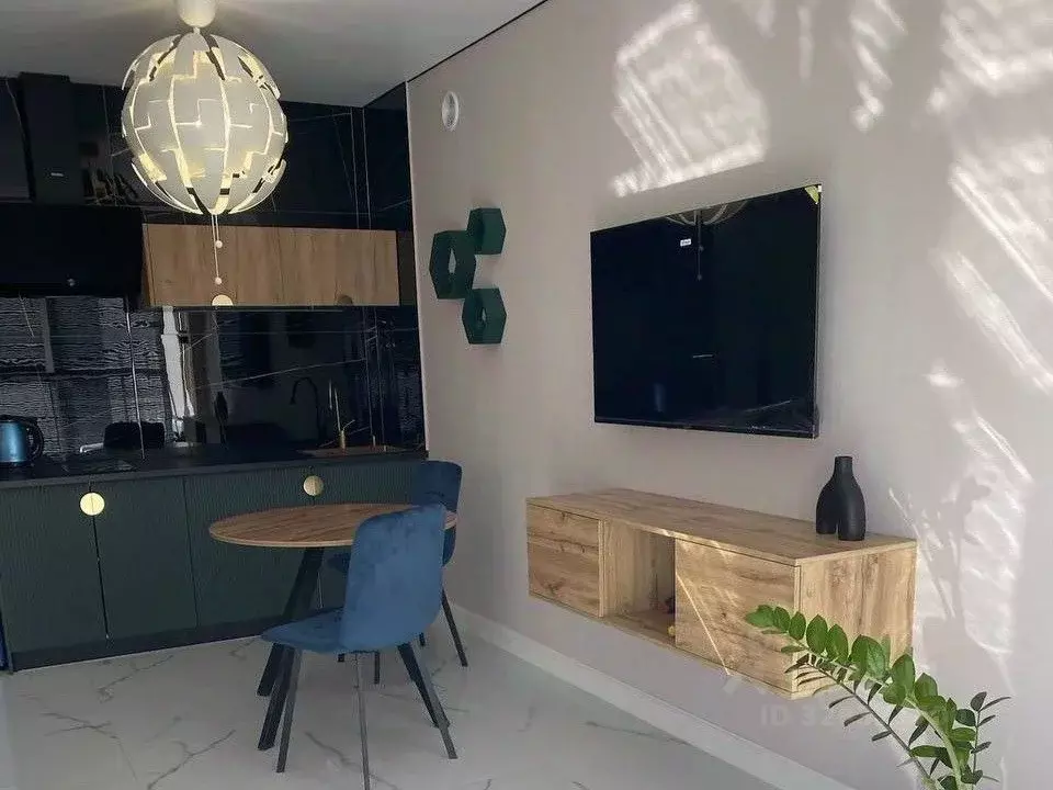 Студия Калининградская область, Калининград Арсенальная ул. (34.0 м) - Фото 1