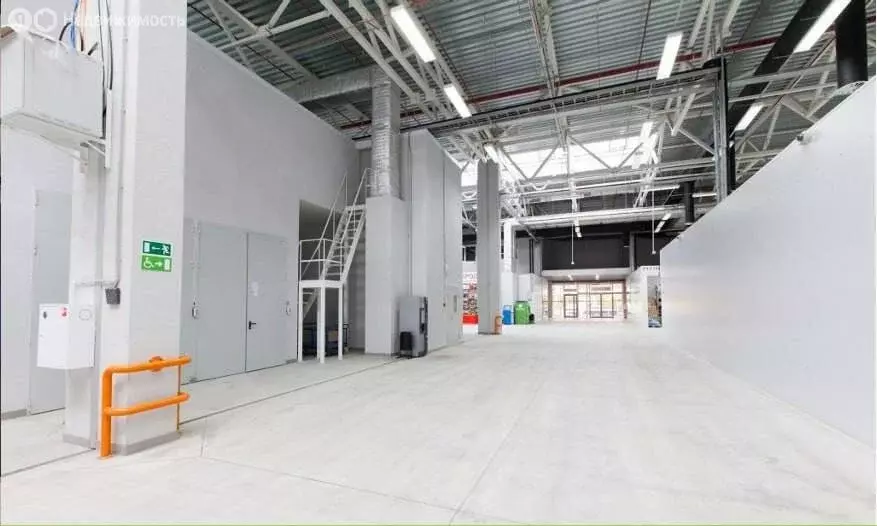 Торговая площадь (200 м) - Фото 2