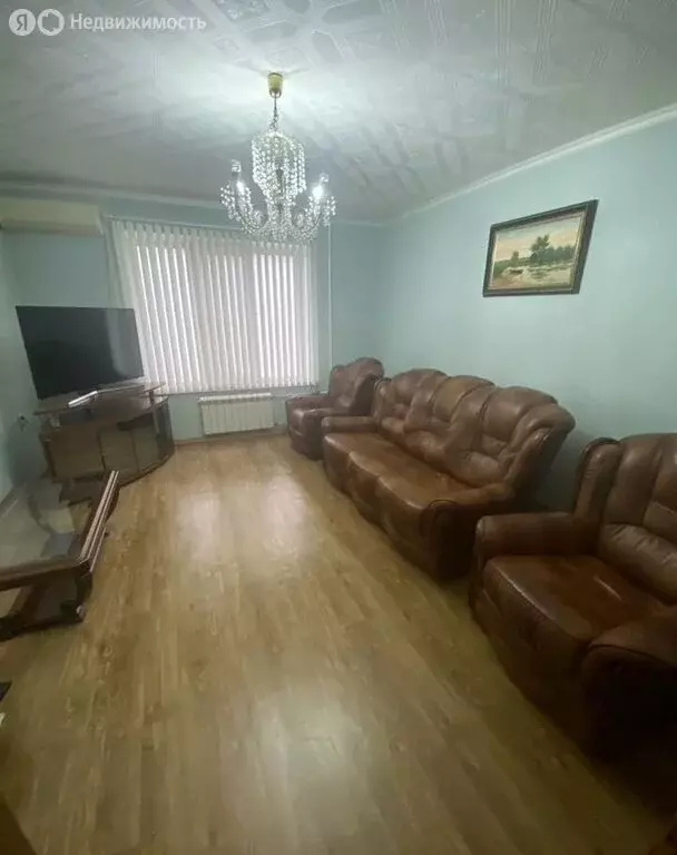 3-комнатная квартира: Волгодонск, проспект Курчатова, 11 (60.6 м) - Фото 0