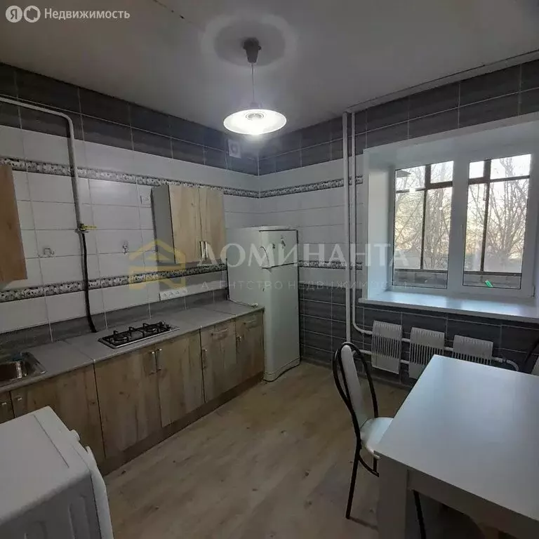 2-комнатная квартира: Смоленск, улица Тенишевой, 31 (54 м) - Фото 1