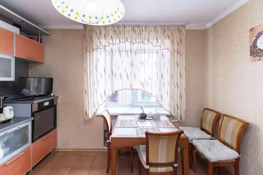 3-к кв. Тюменская область, Тюмень ул. Мельникайте, 44/2 (74.9 м) - Фото 1