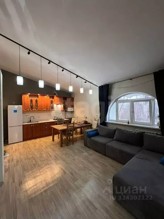 2-к кв. Кировская область, Киров ул. Сурикова, 7к1 (55.0 м) - Фото 2