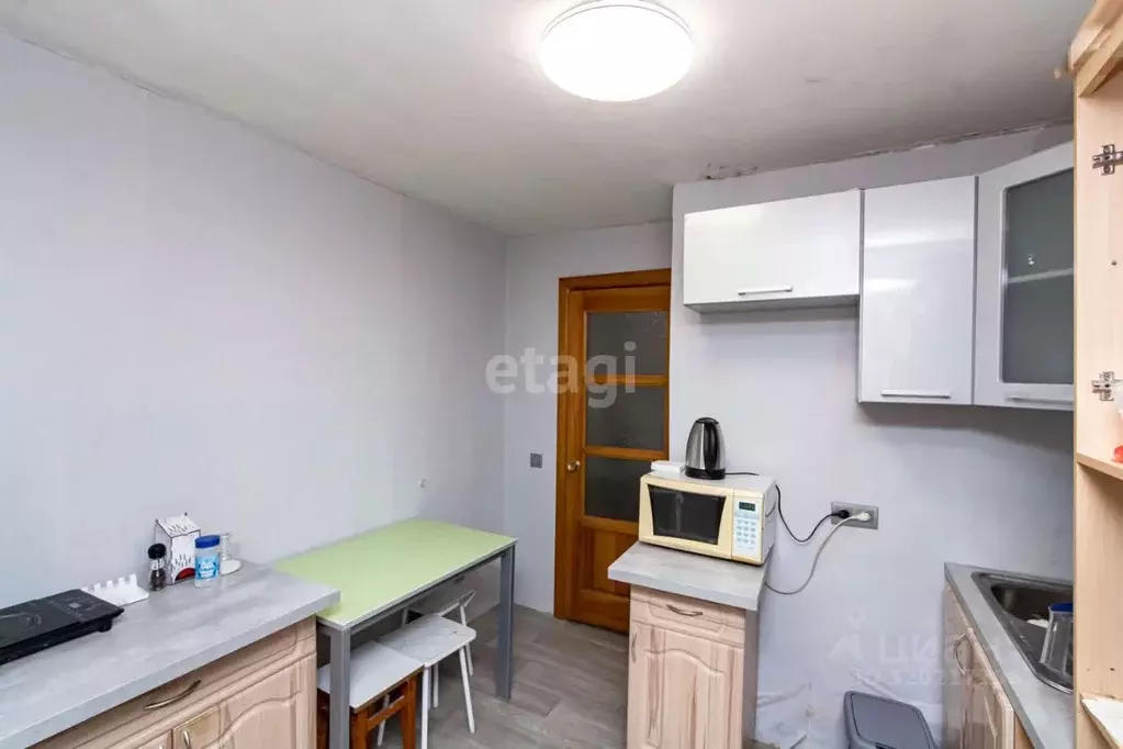 3-к кв. Тюменская область, Тюмень ул. Ленина, 81 (56.3 м) - Фото 1