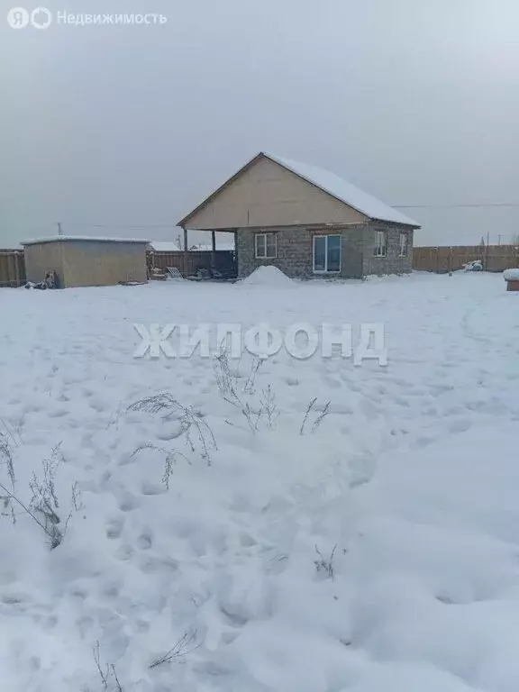 Дом в Республика Тыва, Кызылский кожуун, посёлок городского типа ... - Фото 2