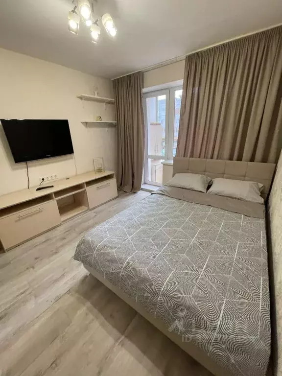 1-к кв. Свердловская область, Екатеринбург ул. Фурманова, 123 (35.0 м) - Фото 1