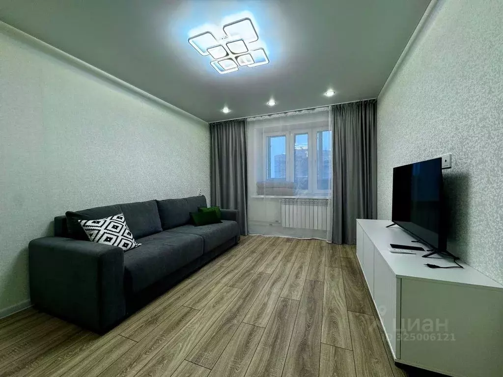 1-к кв. Татарстан, Казань ул. Чингиза Айтматова, 7 (36.0 м) - Фото 1