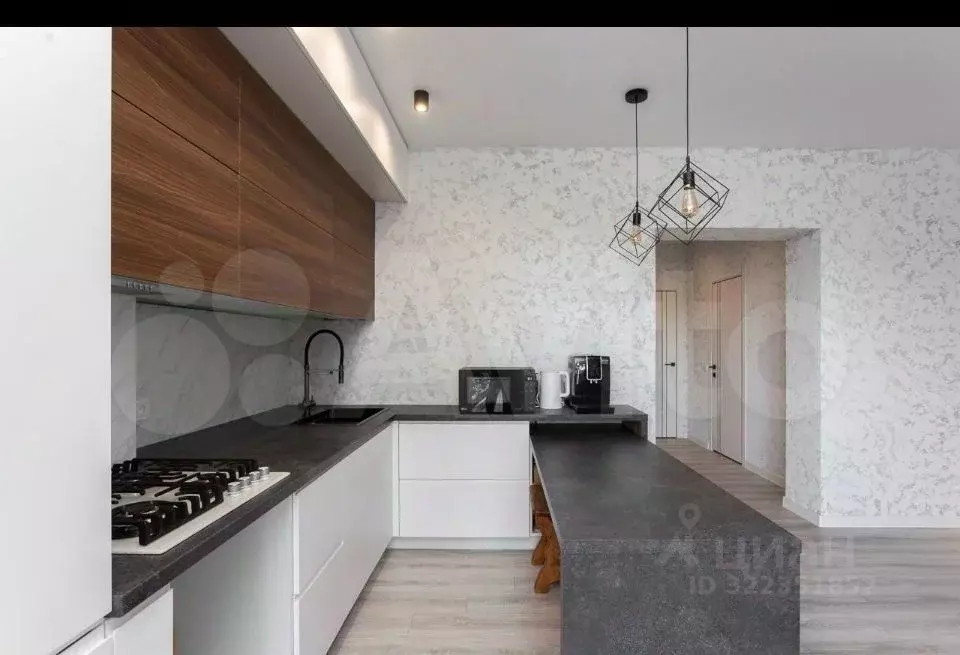 3-к кв. Калининградская область, Гурьевск Советская ул., 15А (95.0 м) - Фото 1