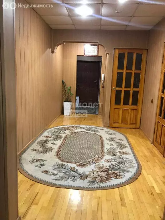 3-комнатная квартира: Нальчик, улица Атажукина, 4 (79 м) - Фото 1