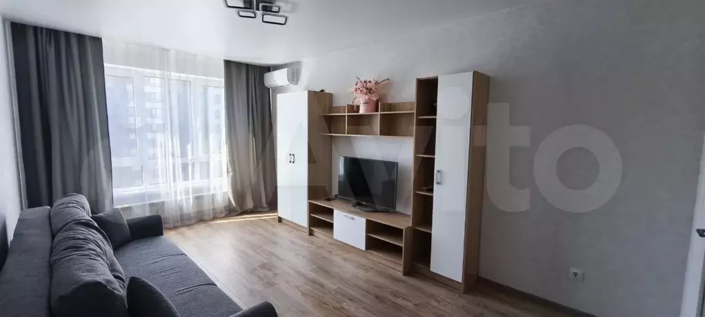 2-к. квартира, 60 м, 15/22 эт. - Фото 1