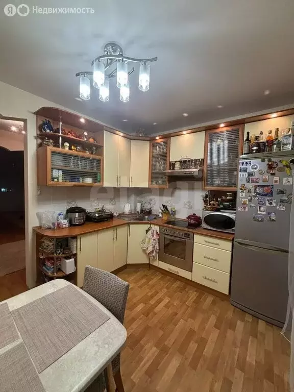3-комнатная квартира: Ишим, улица Карла Маркса, 5А (75 м) - Фото 0